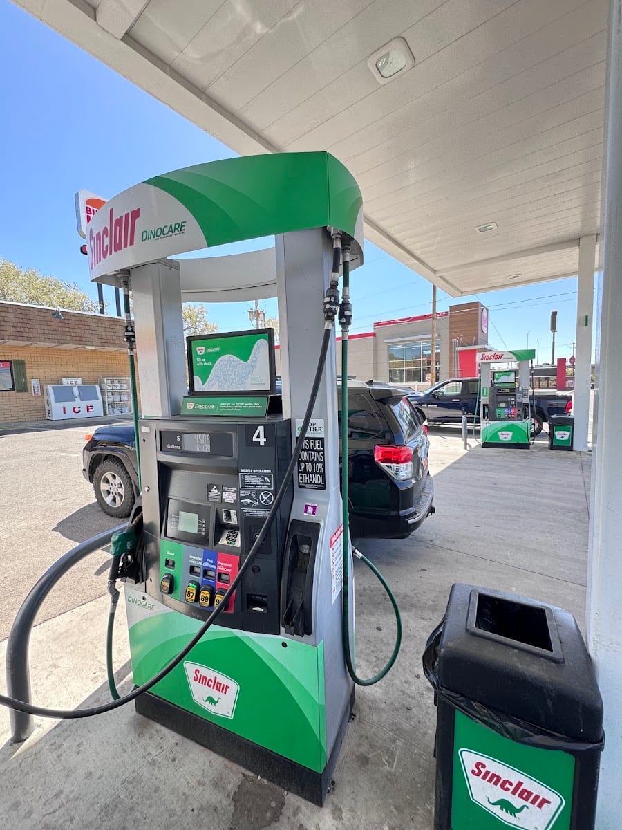 Sinclair Gas Station