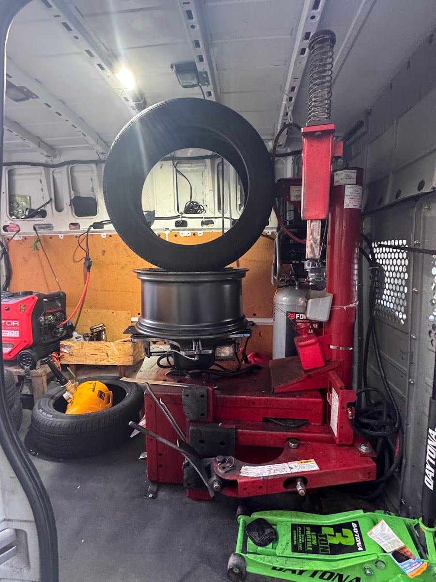 Quick Mobile Tire Repair Service