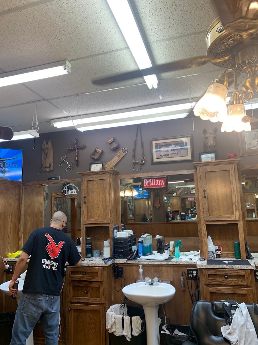 Moe & Janet's Barber Shop