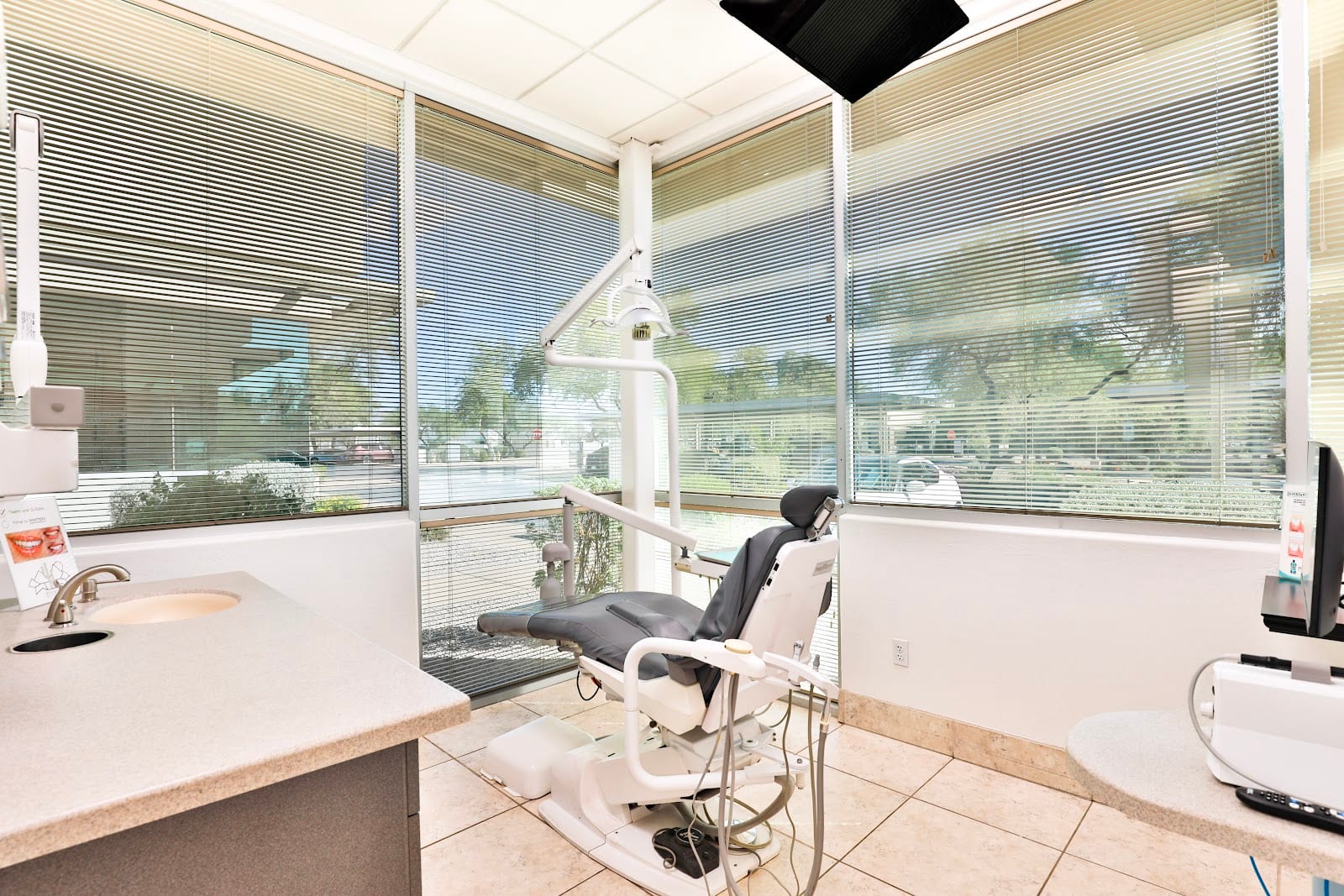 Desert Smiles Family Dentistry, photo 4