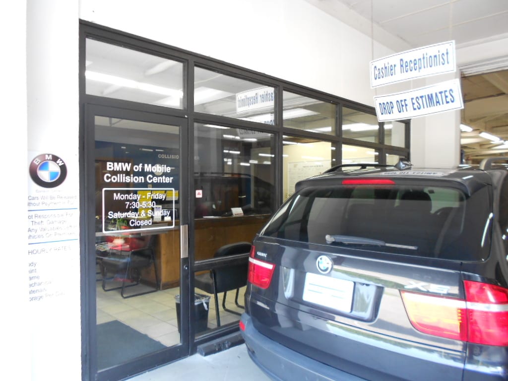 BMW of Mobile Collision Center, photo 4