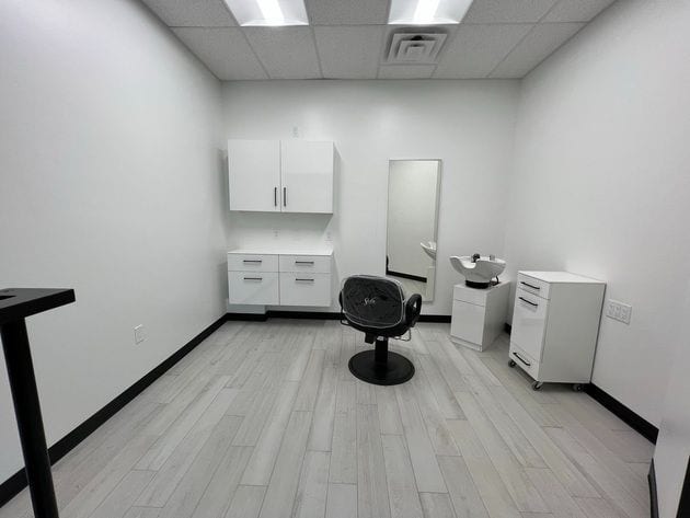Sola Salons, photo 2