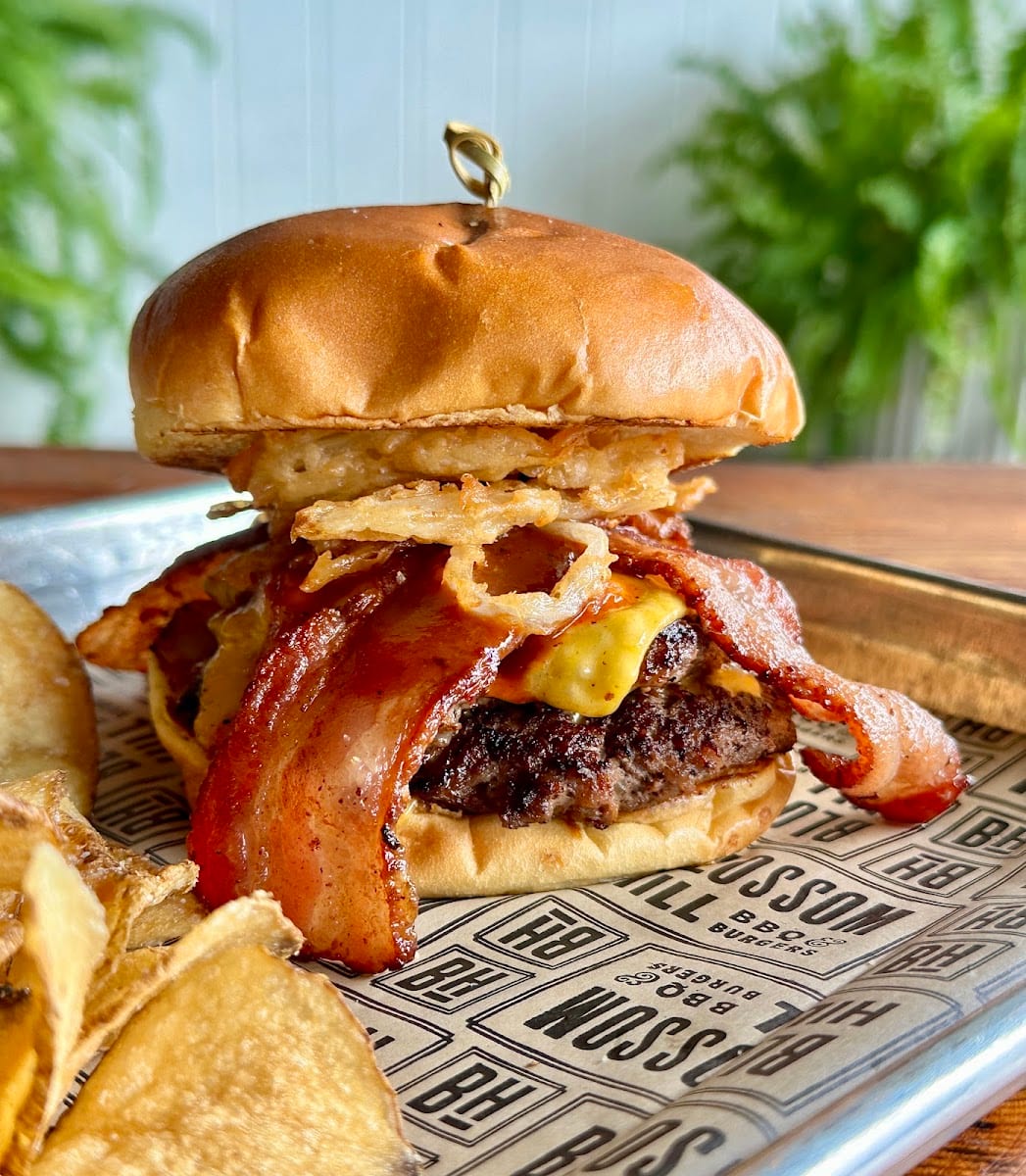 Blossom Hill BBQ & Burgers, photo 4