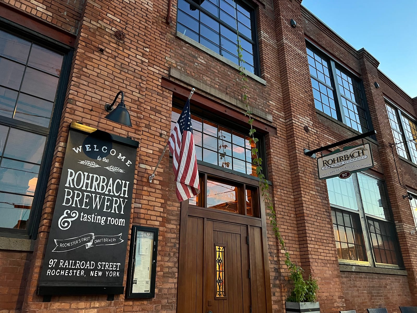 Rohrbach Railroad Street Beer Hall, photo 2