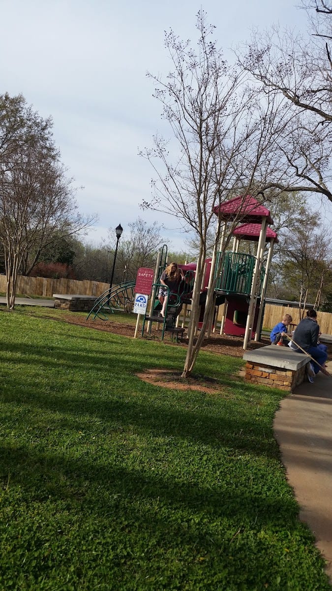 Chapman Park, photo 2