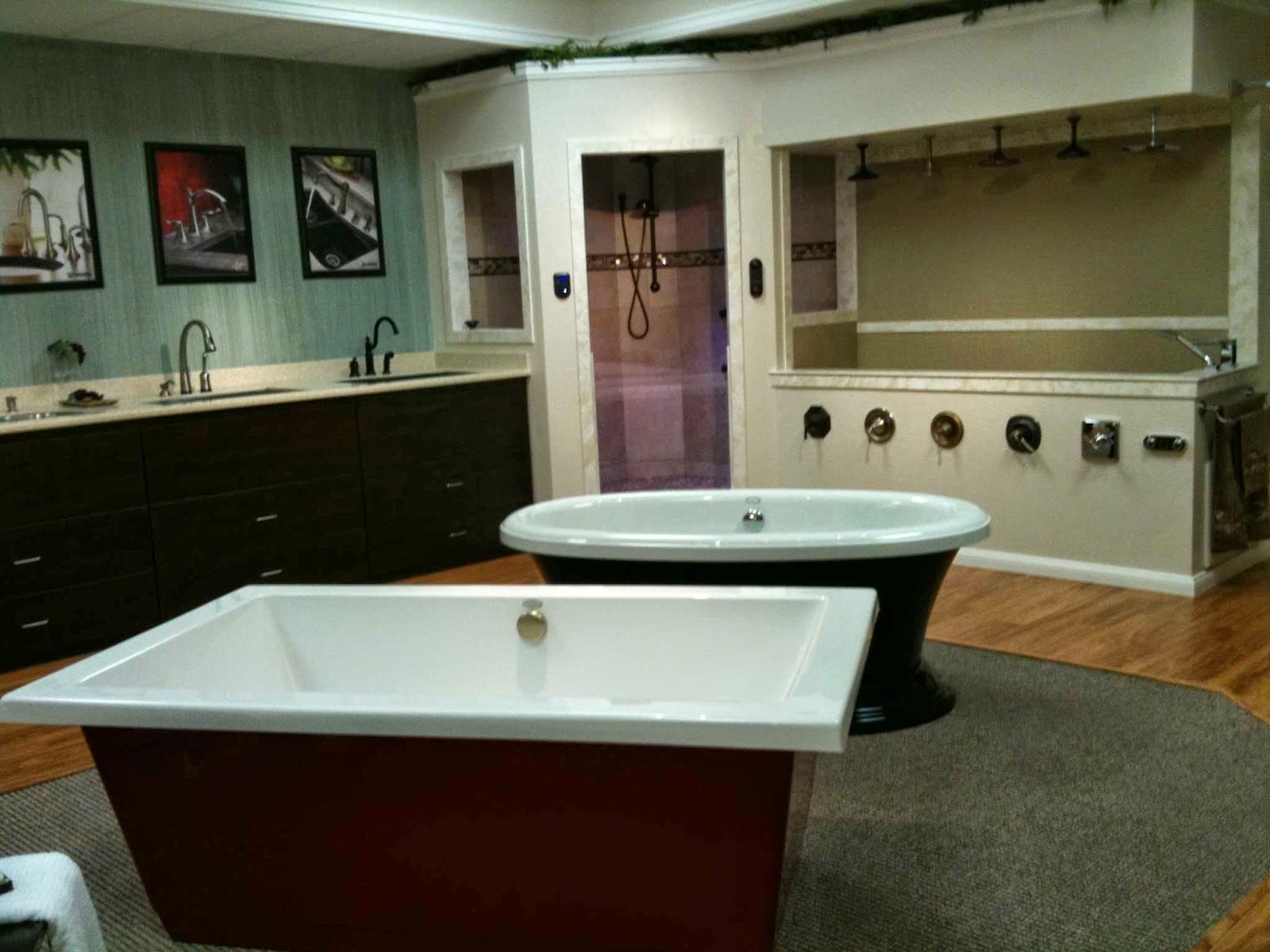 Kitchen & Bath Distinctions