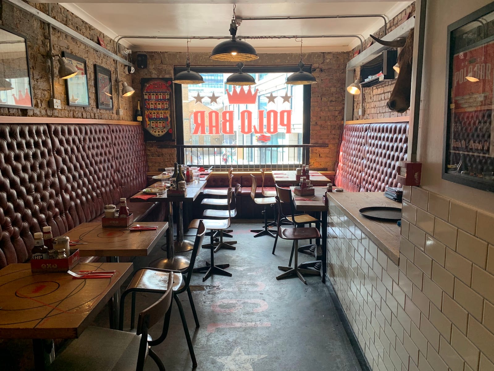 Polo Bar - 24 Hour Great British Cafe