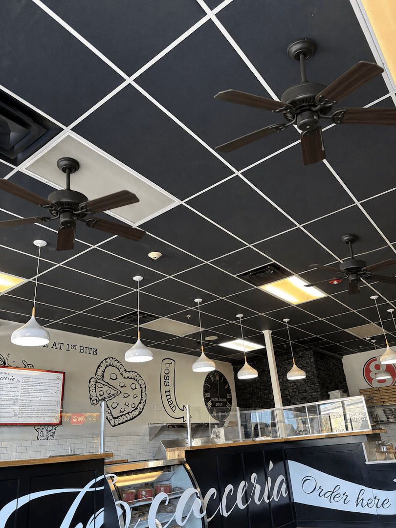 Gennaro's Pizza Parlor, photo 4