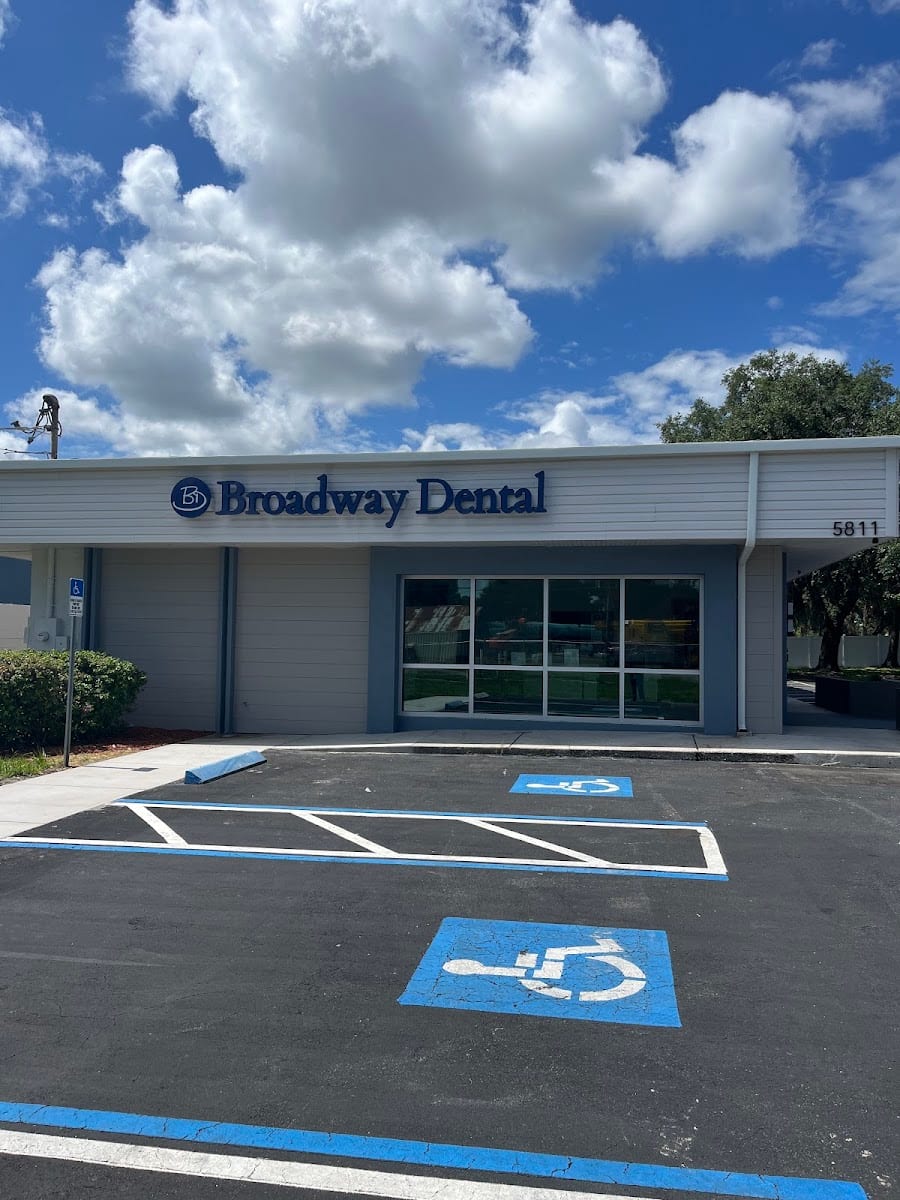 Broadway Dental, photo 2