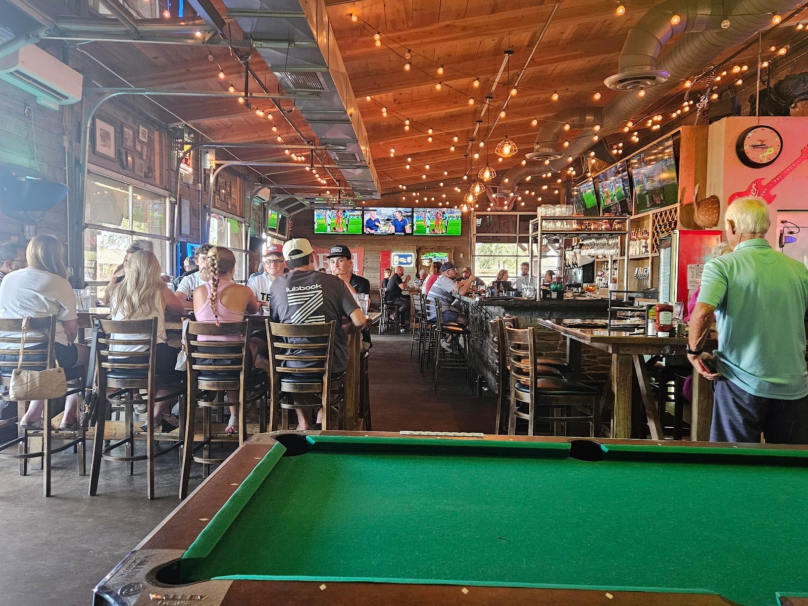 Teddy Jack's Hub City Grill, photo 4