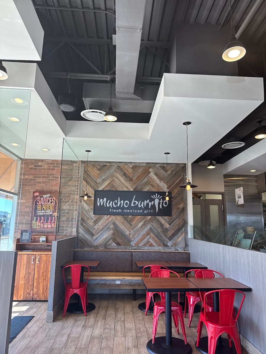 Mucho Burrito Fresh Mexican Grill, photo 4
