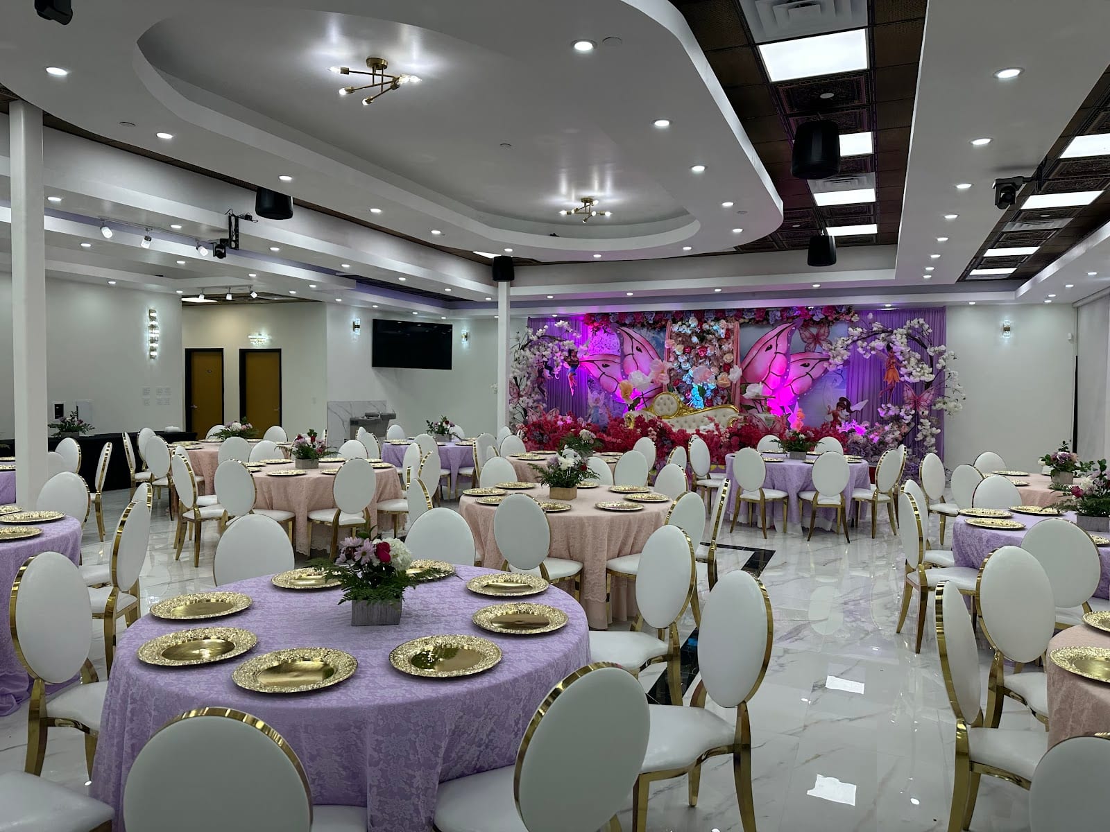 Lotus Banquets