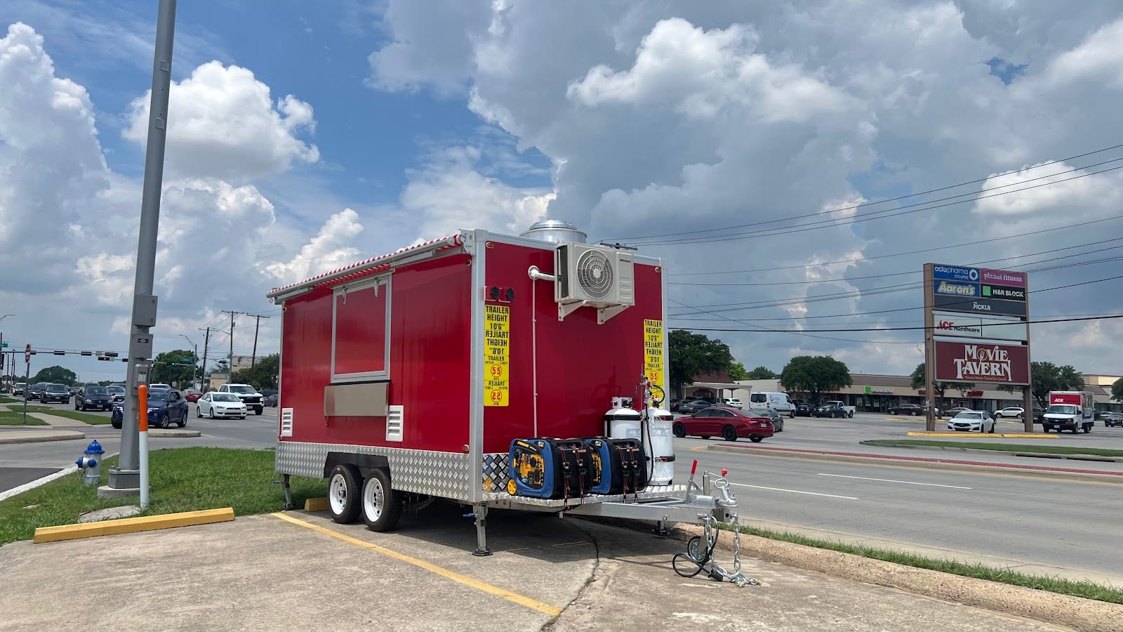 Denton Hot Dawgz Food Truck, photo 4