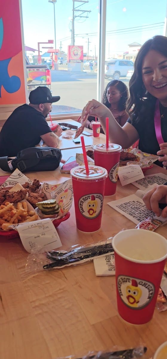Dave's Hot Chicken, photo 2