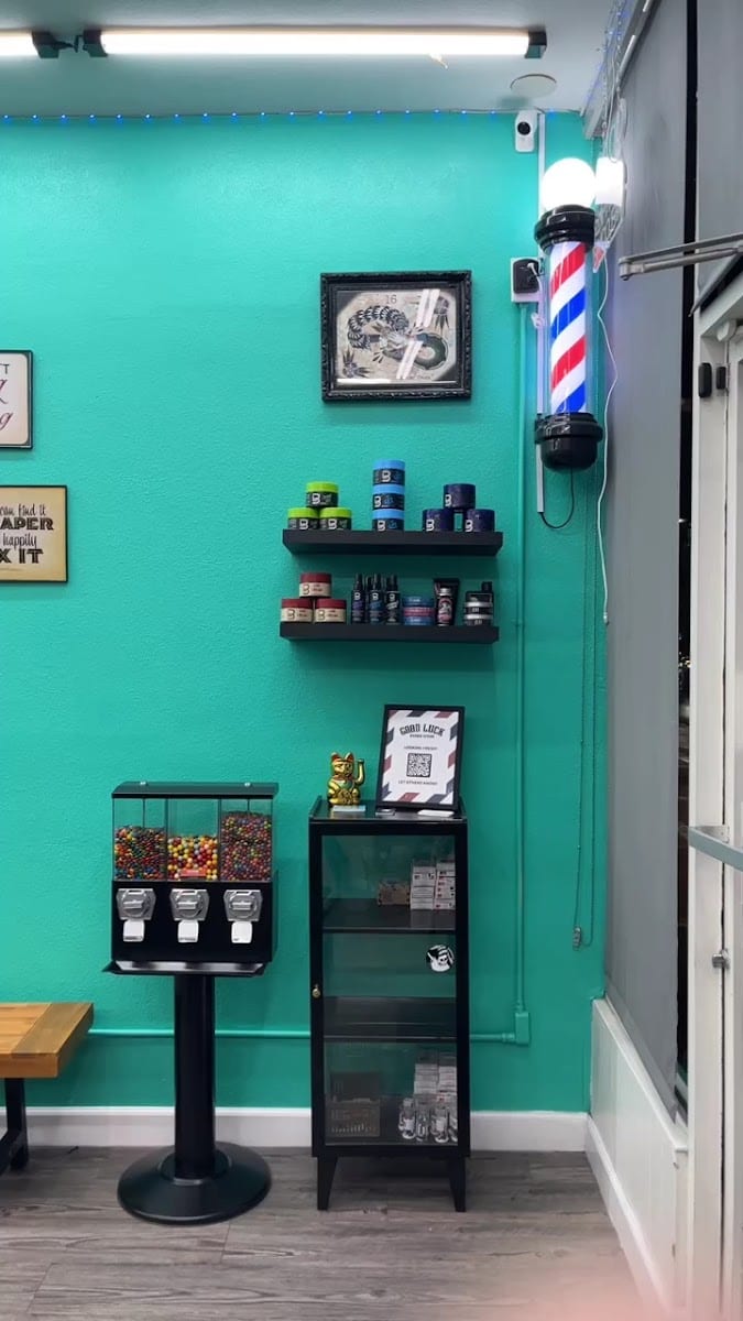 Good Luck Barber Studio, photo 2
