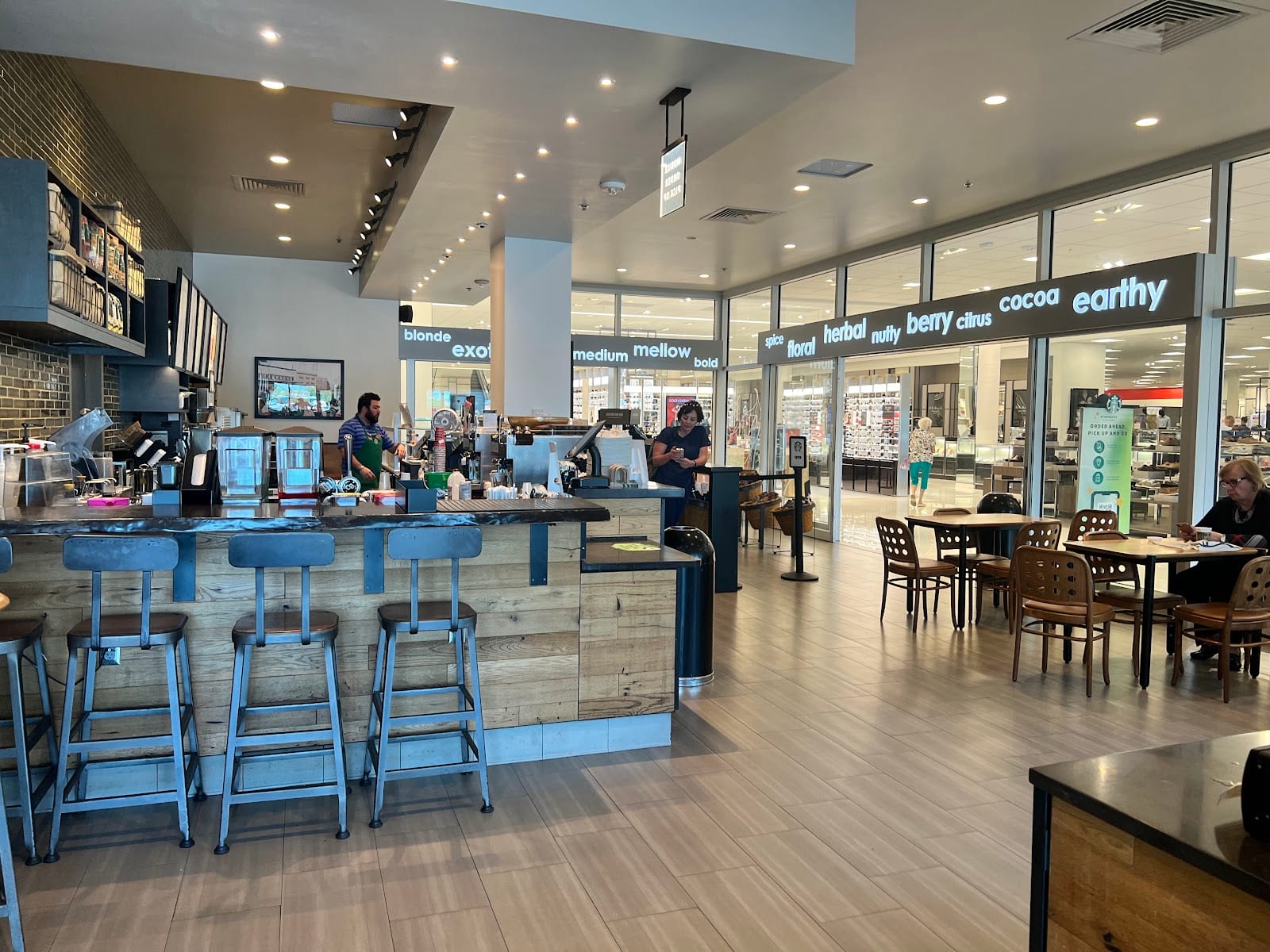 Starbucks Coffee Company, photo 3