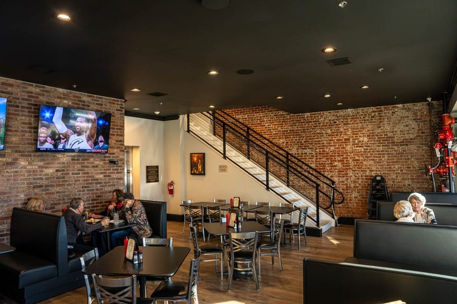 Raines on Exchange Bar and Grill, LLC, photo 2