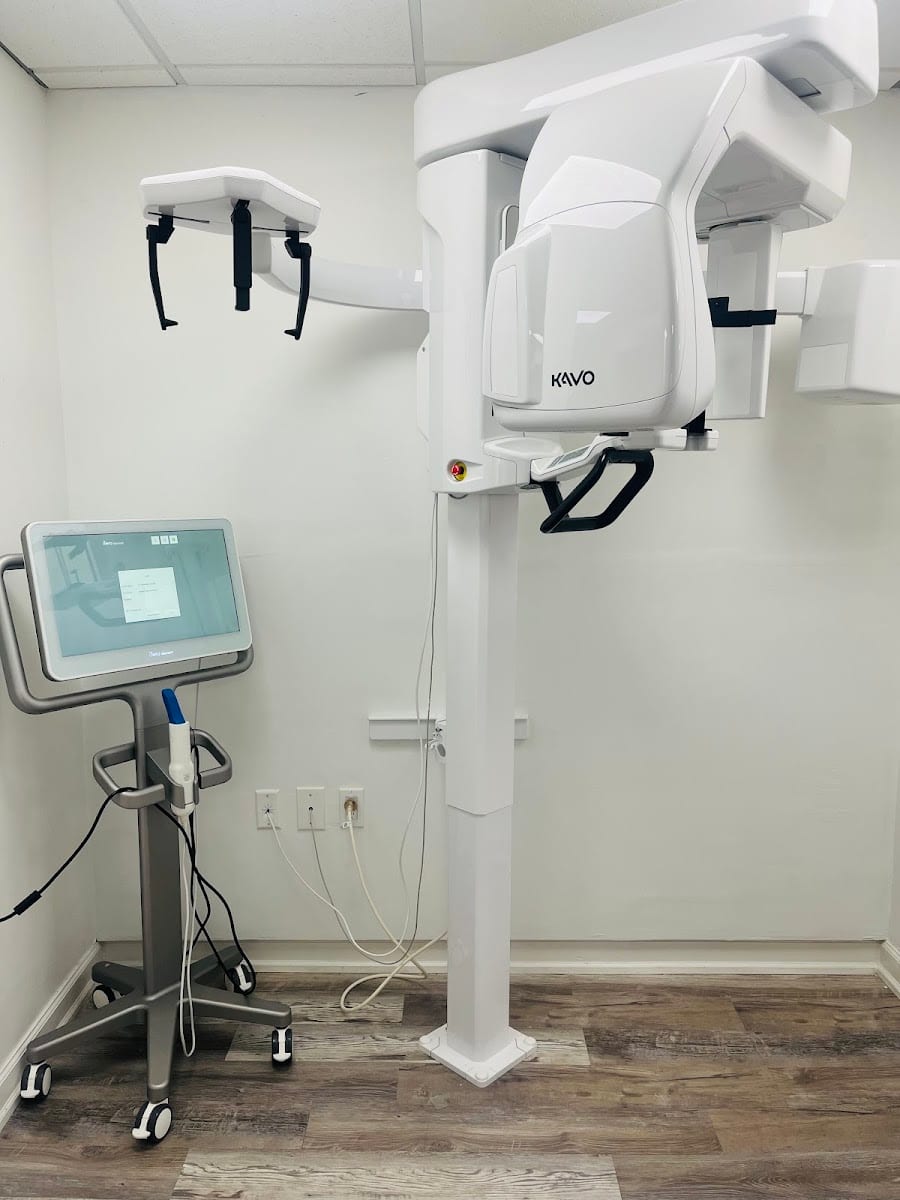 Dr. Gredell Hernandez, DDS, photo 2
