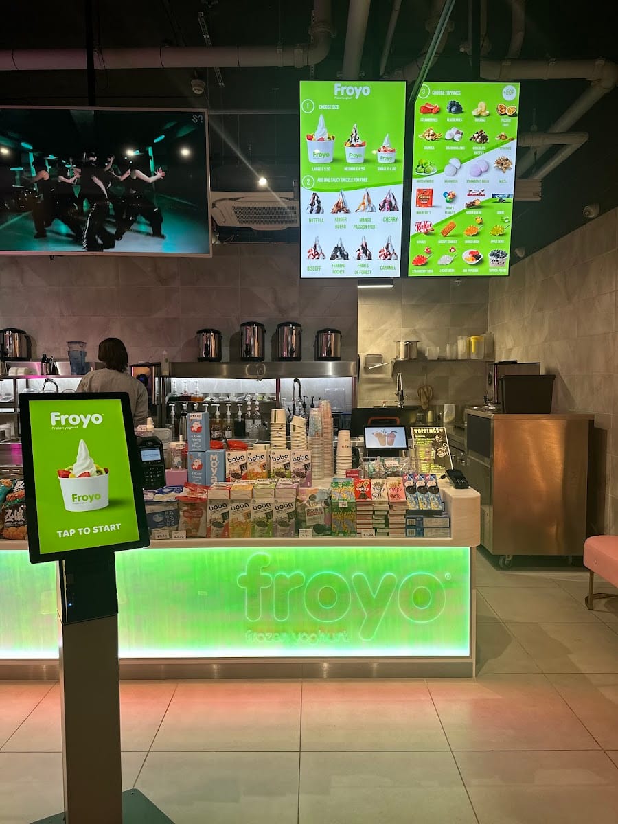 Moya Froyo