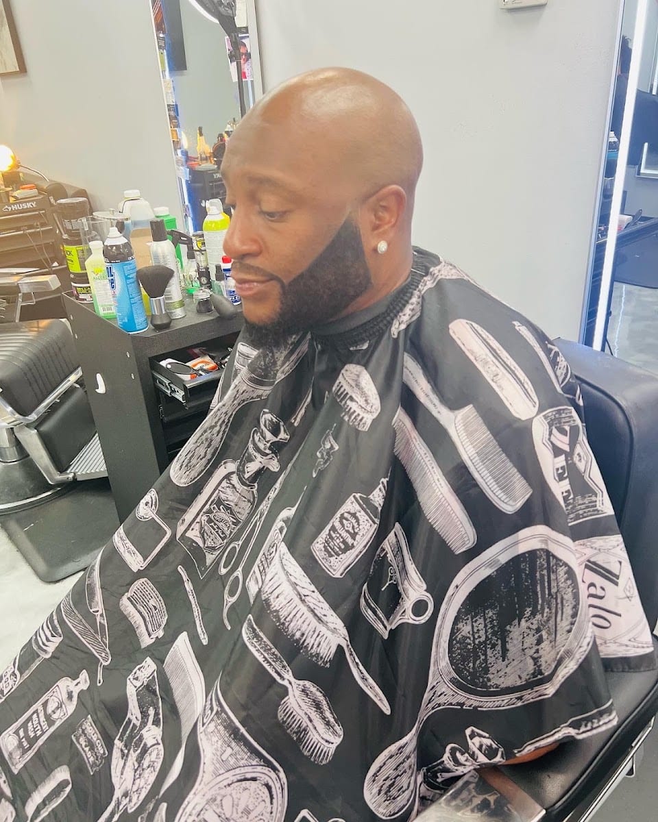 M904 barbershop, photo 3