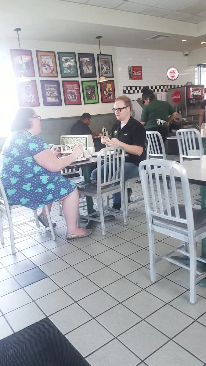 Varsity Burgers, photo 3