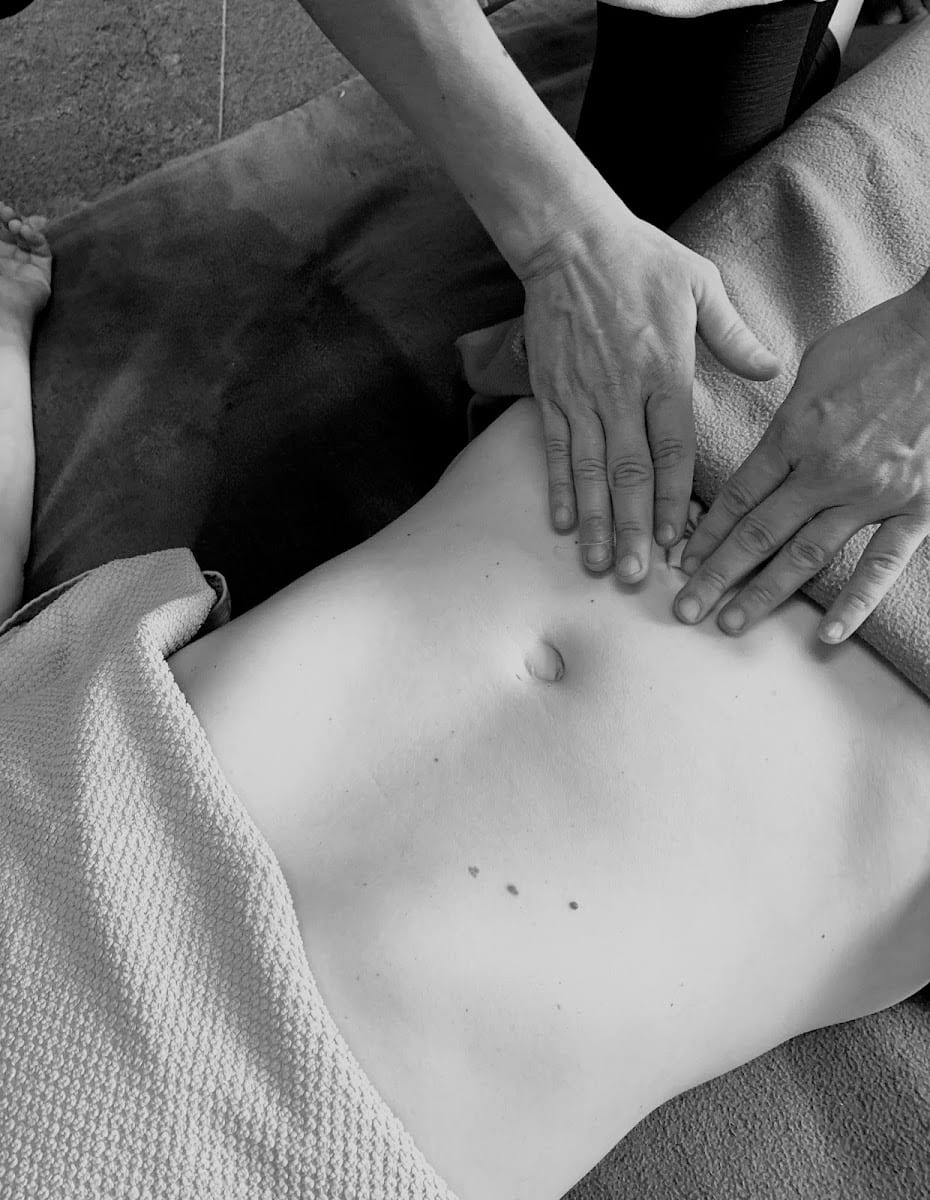 Healing Massage, Lily Daselva