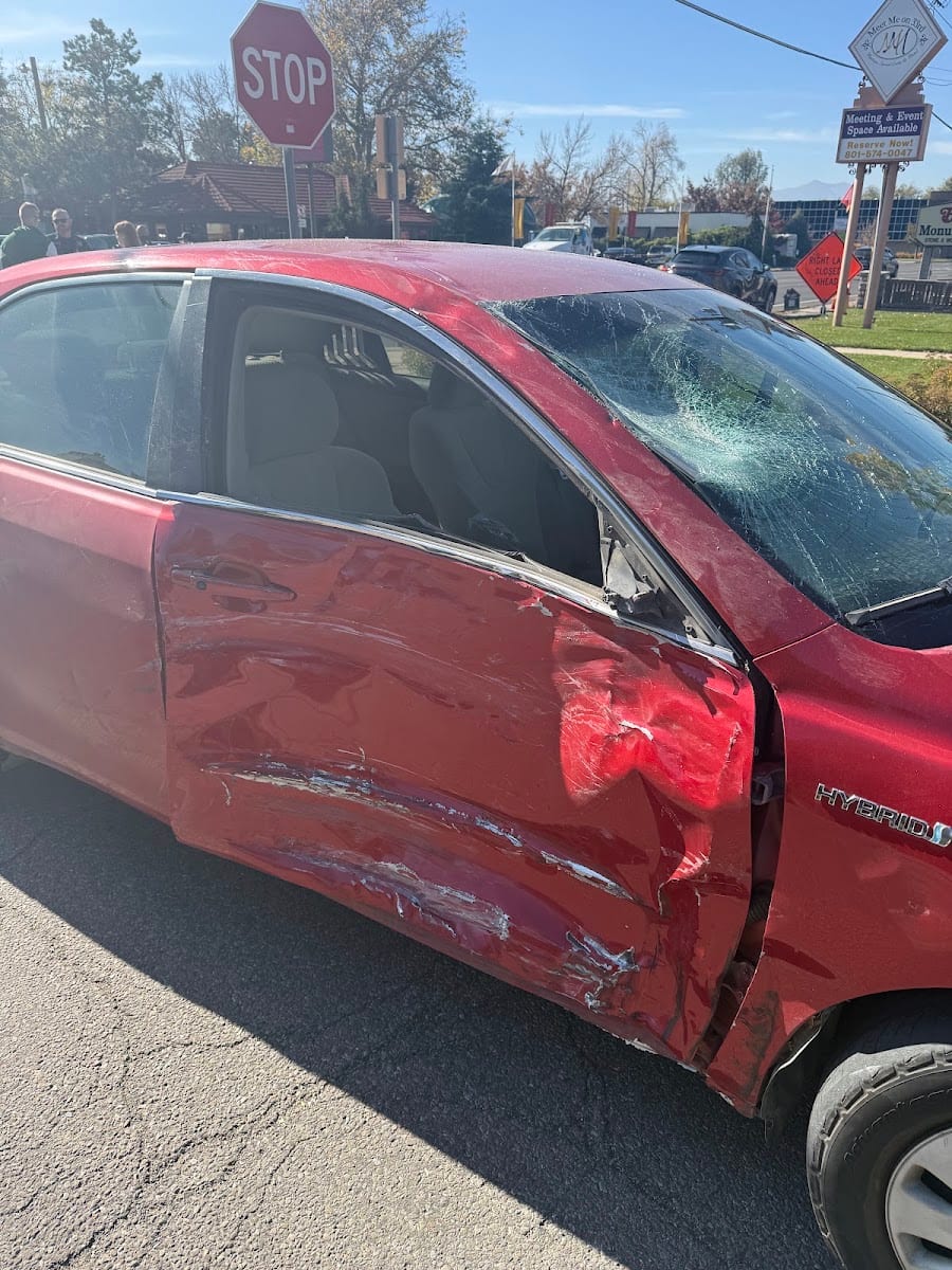 MG AUTOBODY, photo 3
