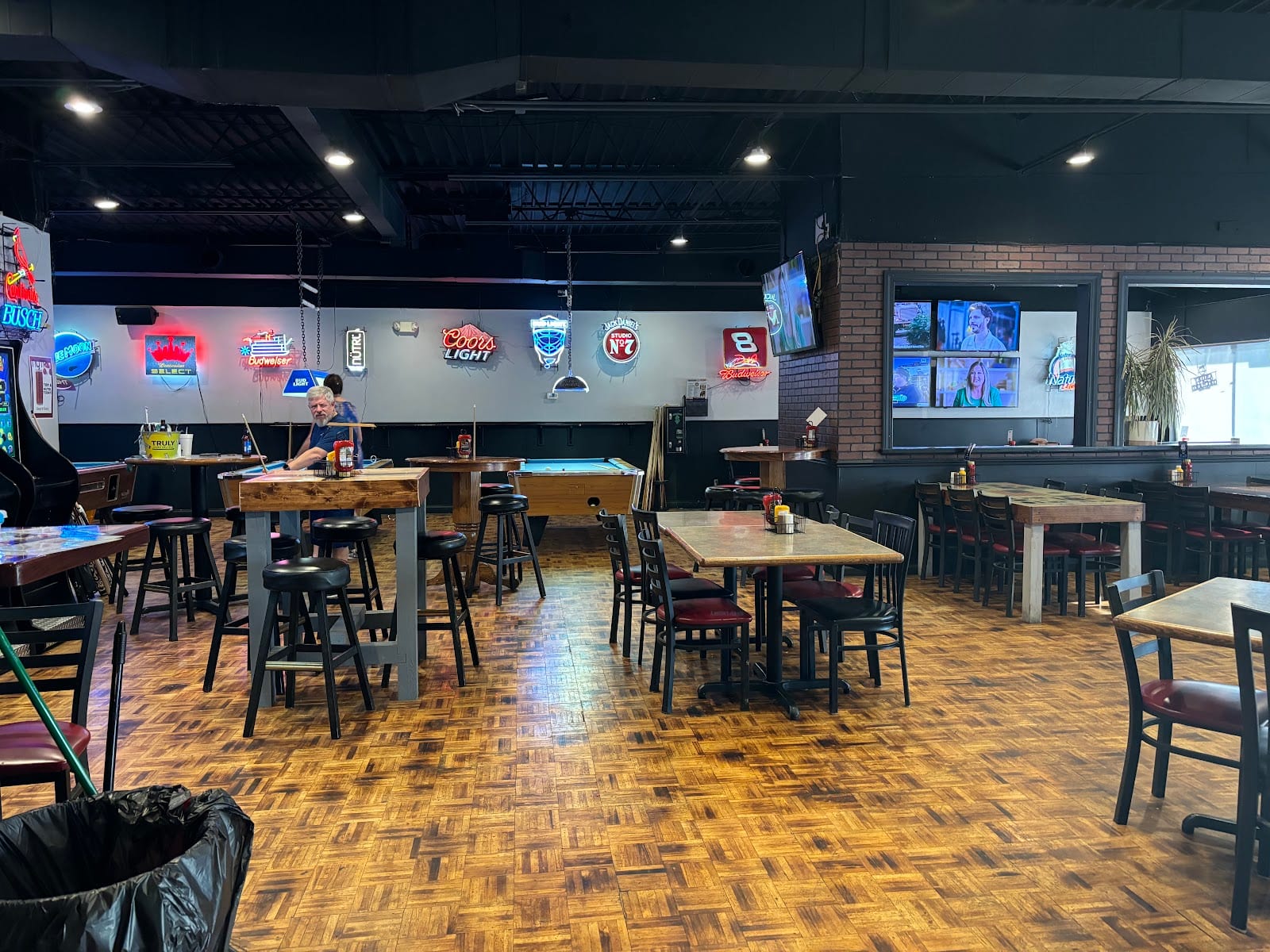 JP's Sports Bar & Grill