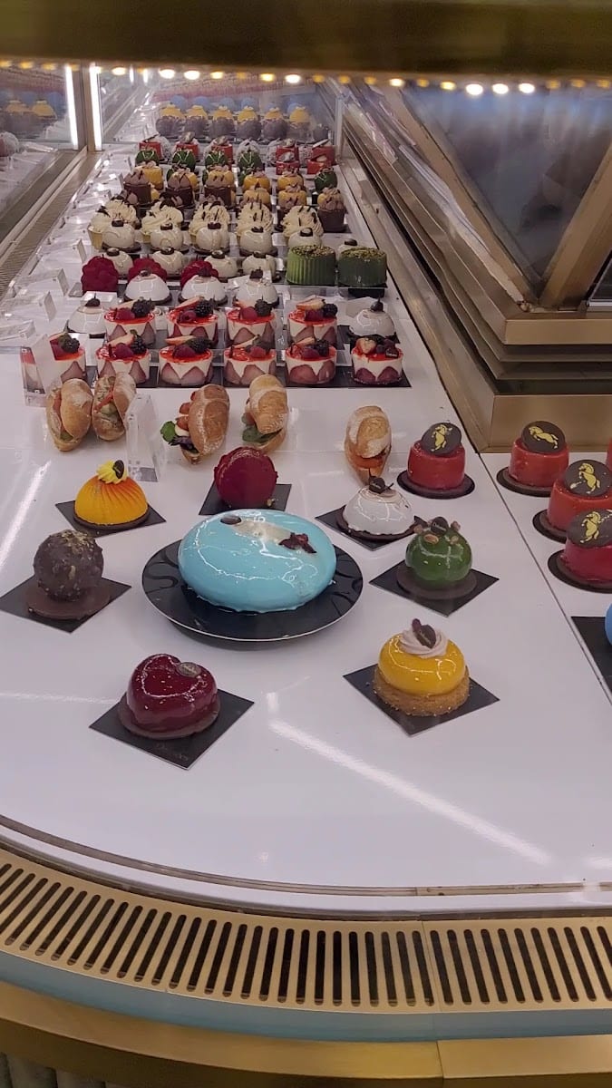 Delysées Luxury Desserts Yorkdale, photo 2