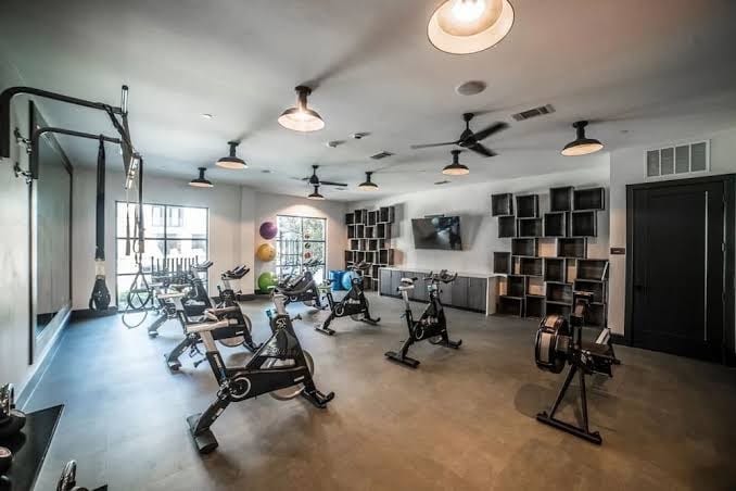 Landing | Chic 1BD, Clubhouse, Gym, photo 2