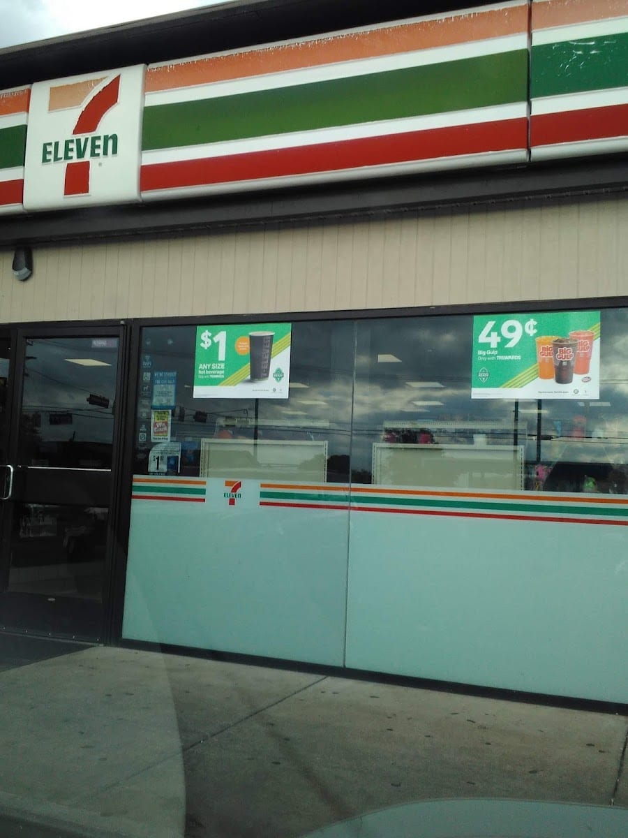 7-Eleven, photo 2