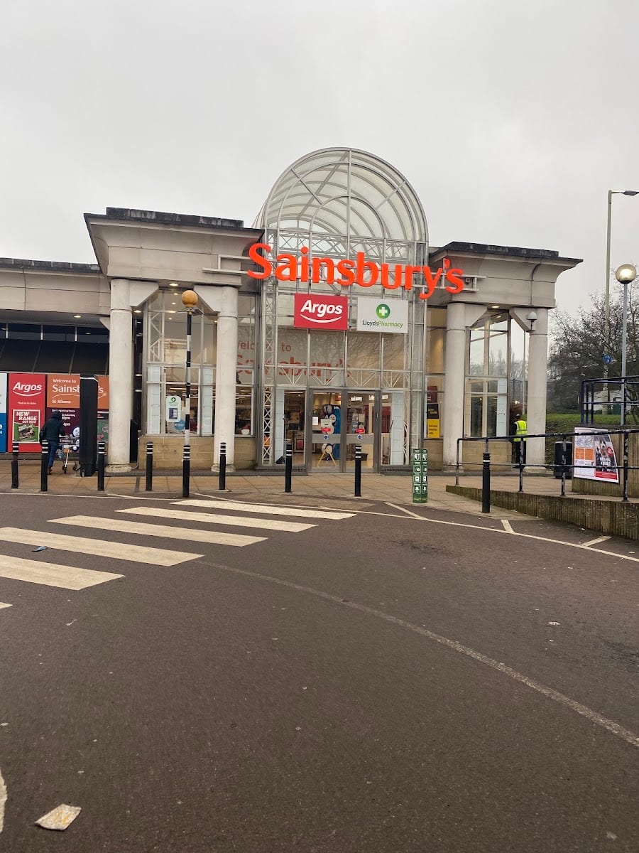 Sainsbury's, photo 2