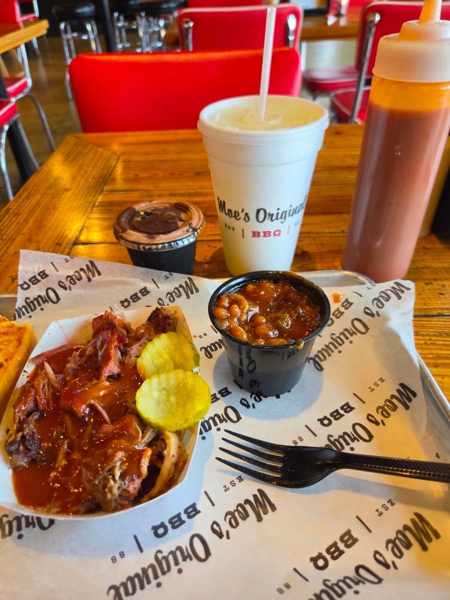 Moe's Original BBQ, photo 4