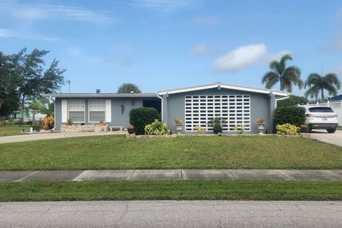 Luxury Place - 23017, one block away from Bayshore Park. 3/4 ml of Punta Gorda., photo 4