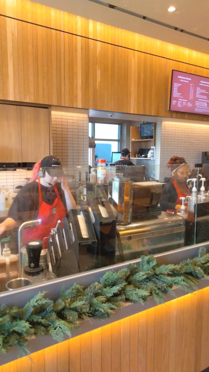 Starbucks Coffee Company, photo 3