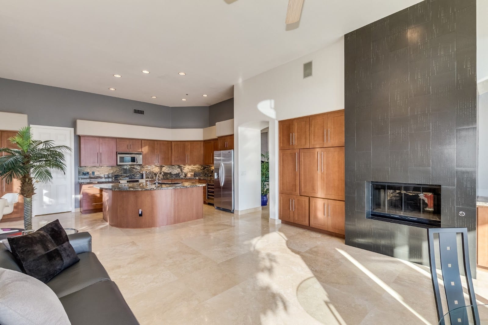 Shari Weintraub - Real Estate Agent - Realtor, photo 4