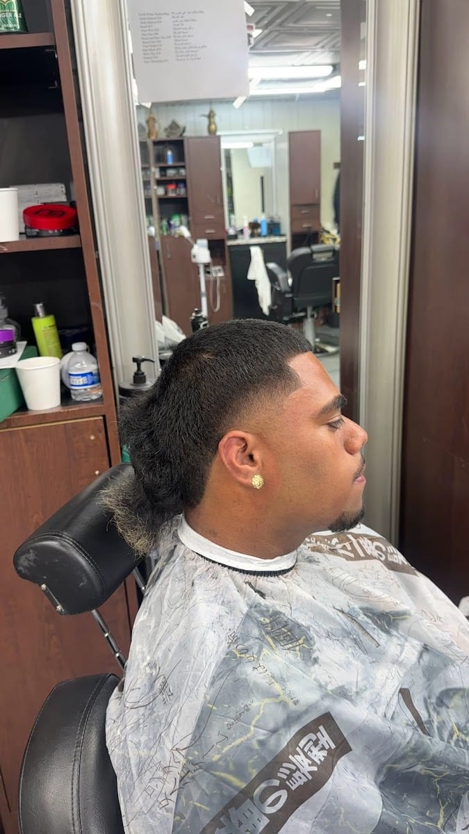 حلاق عربي moh barber shop