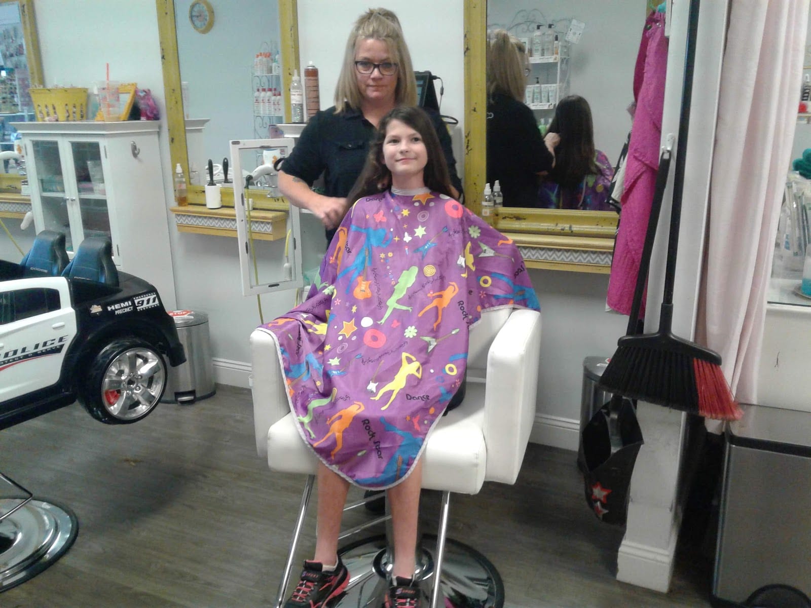 Executive Salon