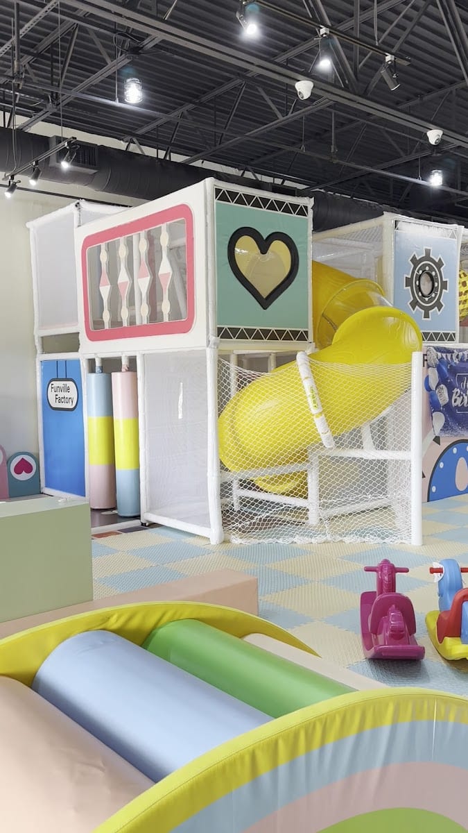 Funville Factory Indoor Playground, photo 2