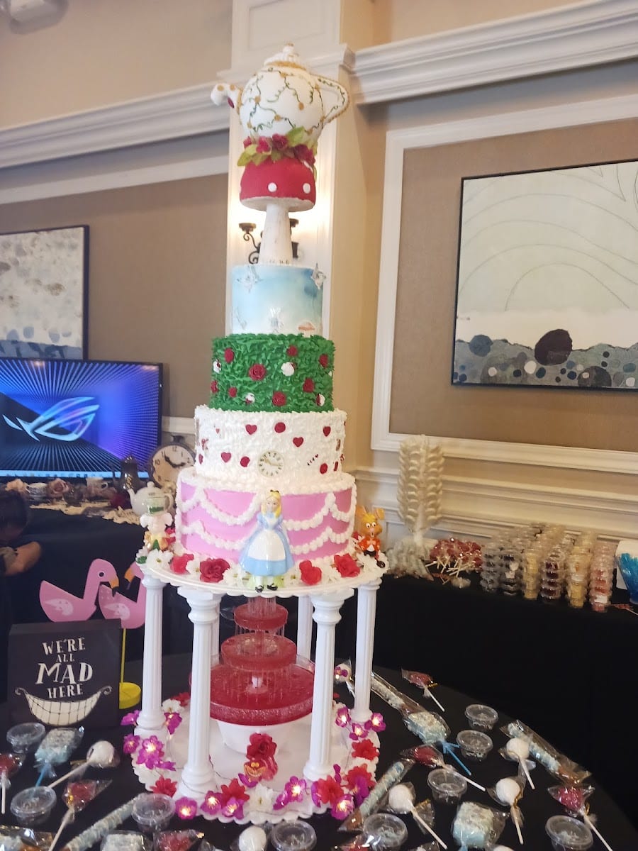 Created 4 U Cakes, photo 3