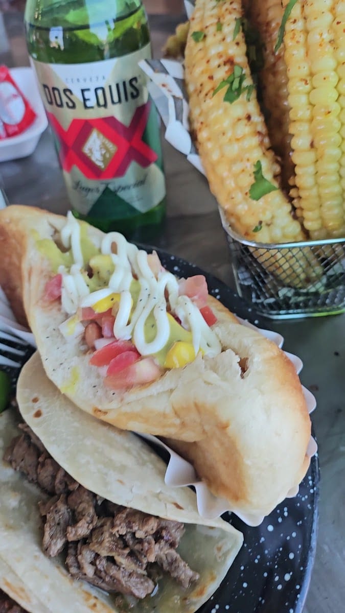 Taquería La Esquina, photo 3