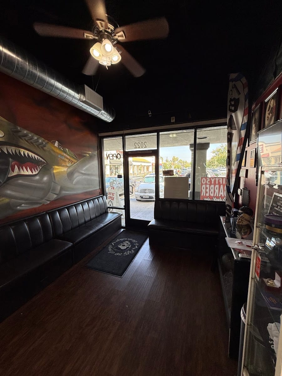 Fifty50 Lounge Barber Shop, photo 2
