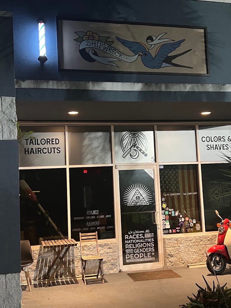 Shipwreck Dandy Barbershop & Salon, photo 2