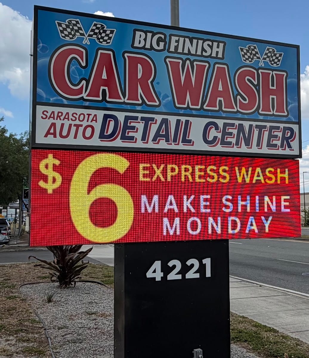 Big Finish Car Wash, photo 2