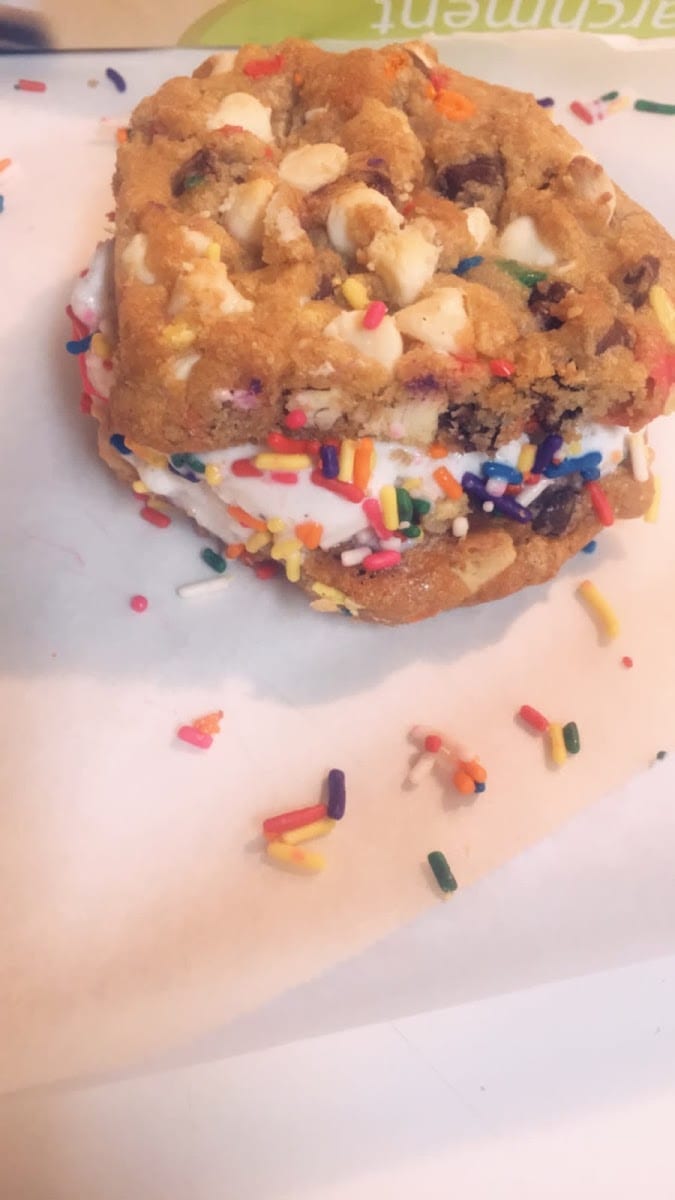 Maddie’s Sweet Treatz
