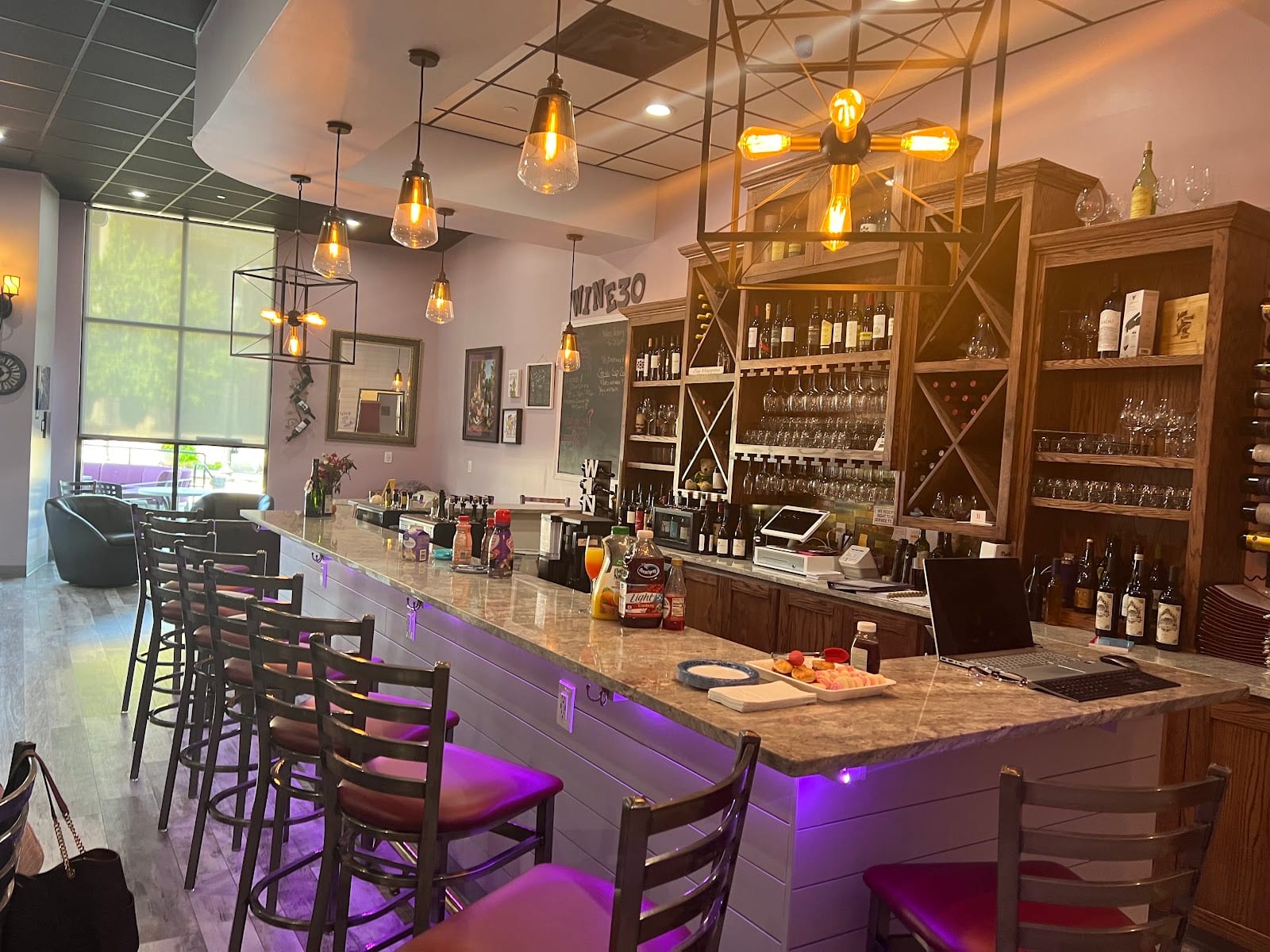 Wine:30 on Oak St
