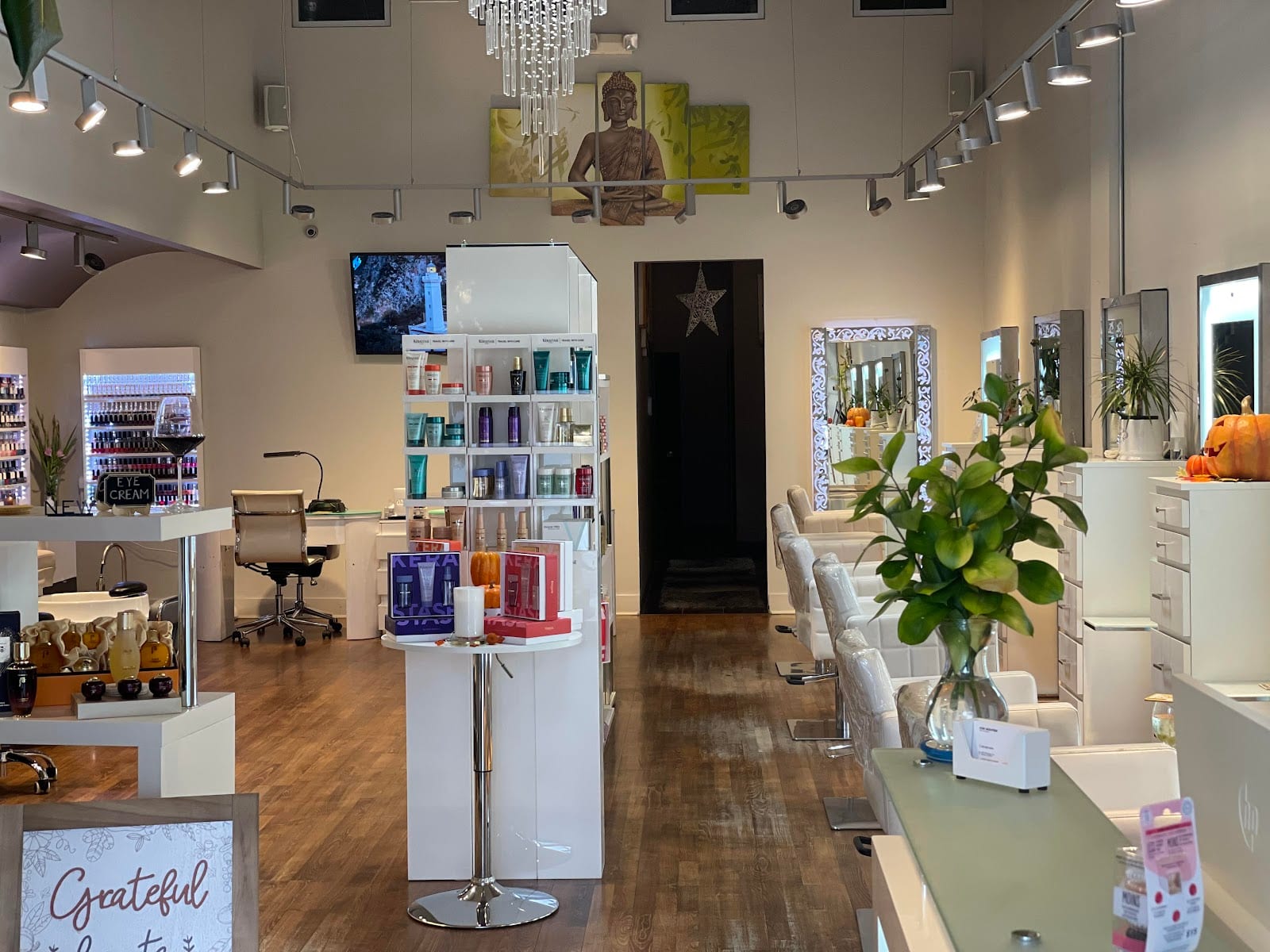 Le Blanc Salon & Spa
