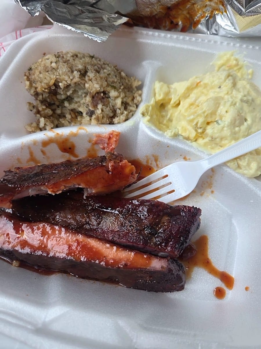 Charlie's Bar B Que & Catering, photo 2