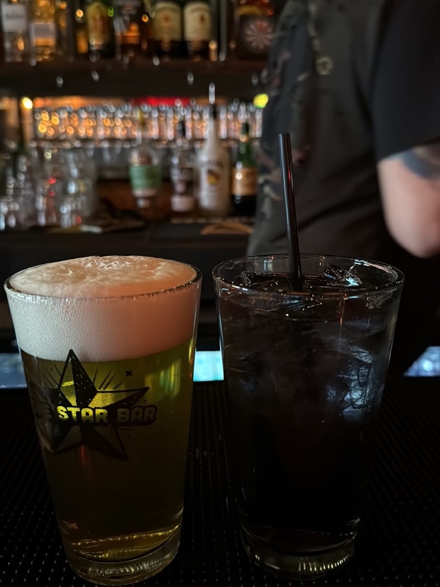 One Star Bar, photo 4