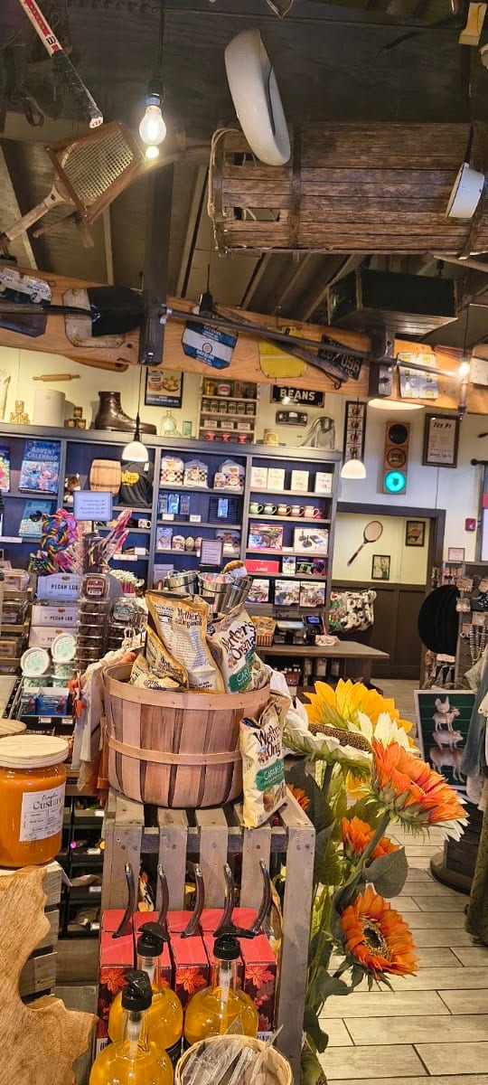 Cracker Barrel Old Country Store